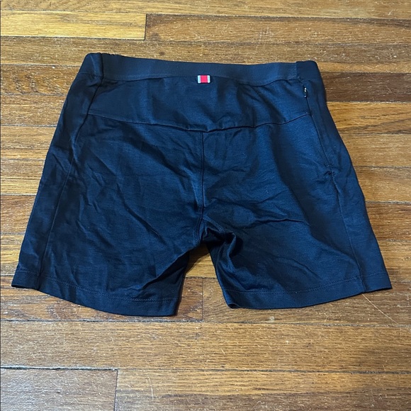 Tracksmith Women’s Session Shorts, Black, Large - Picture 5 of 6
